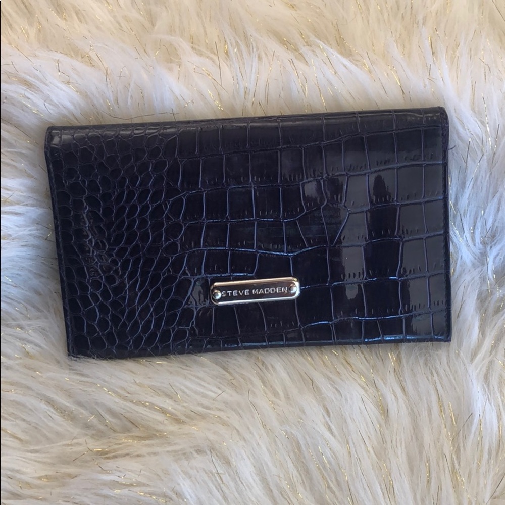 Steve Madden Tri-Fold Alligator Wallet✨ - Picture 2 of 8